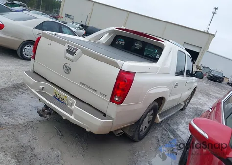 2004 Cadillac Escalade Ext Standard z USA, uszkodzony, nr VIN 3GYEK62N64G149892